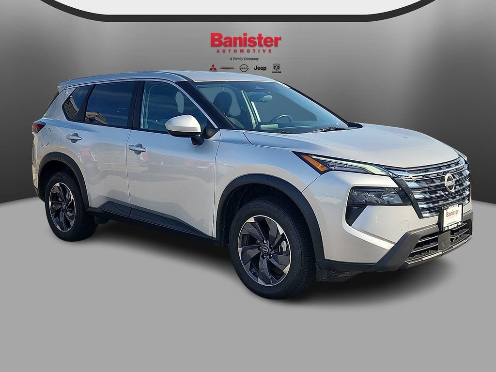Used 2025 Nissan Rogue SV FWD image 3