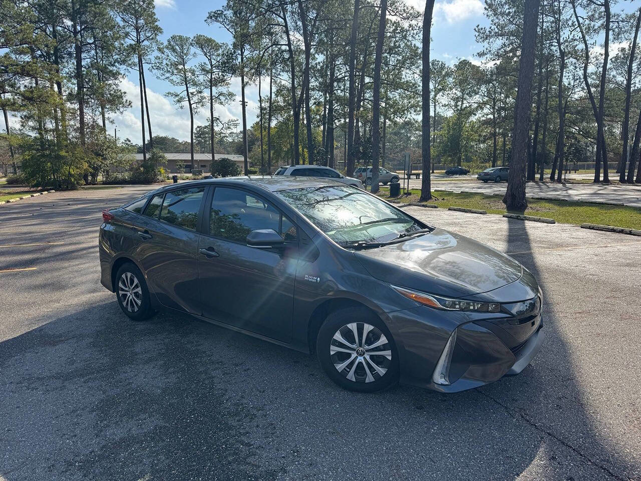 Used 2021 Toyota Prius Prime LE image 12
