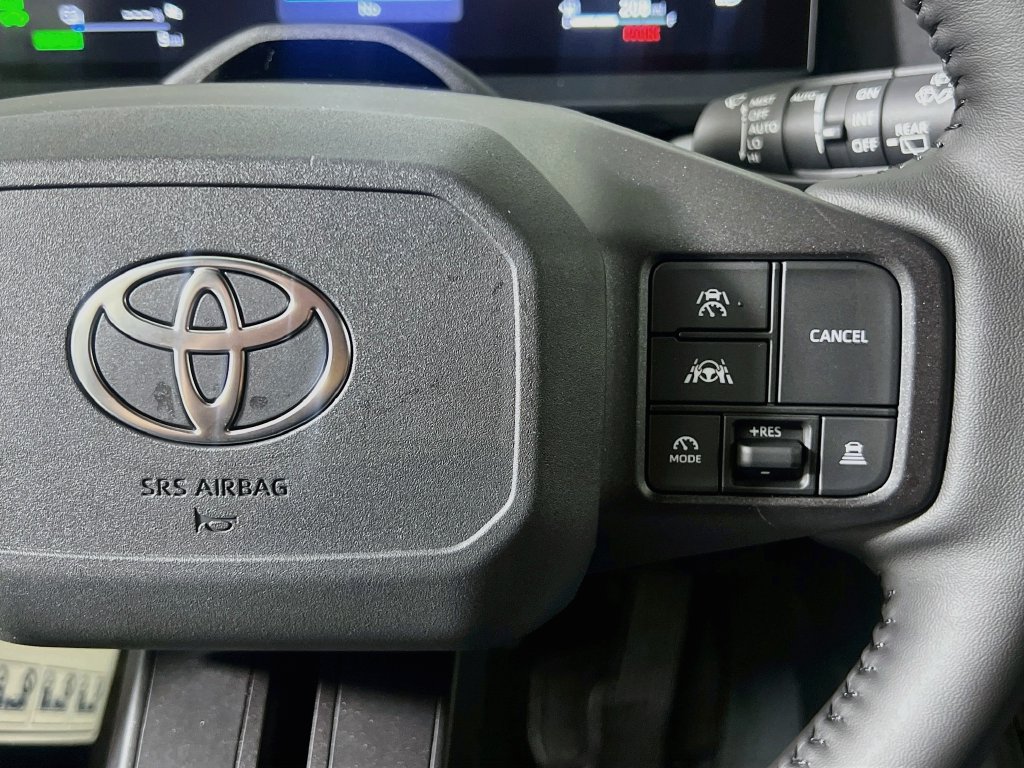 New 2026 Toyota RAV4 XSE w/ Weather Package AWD/4WD image 17