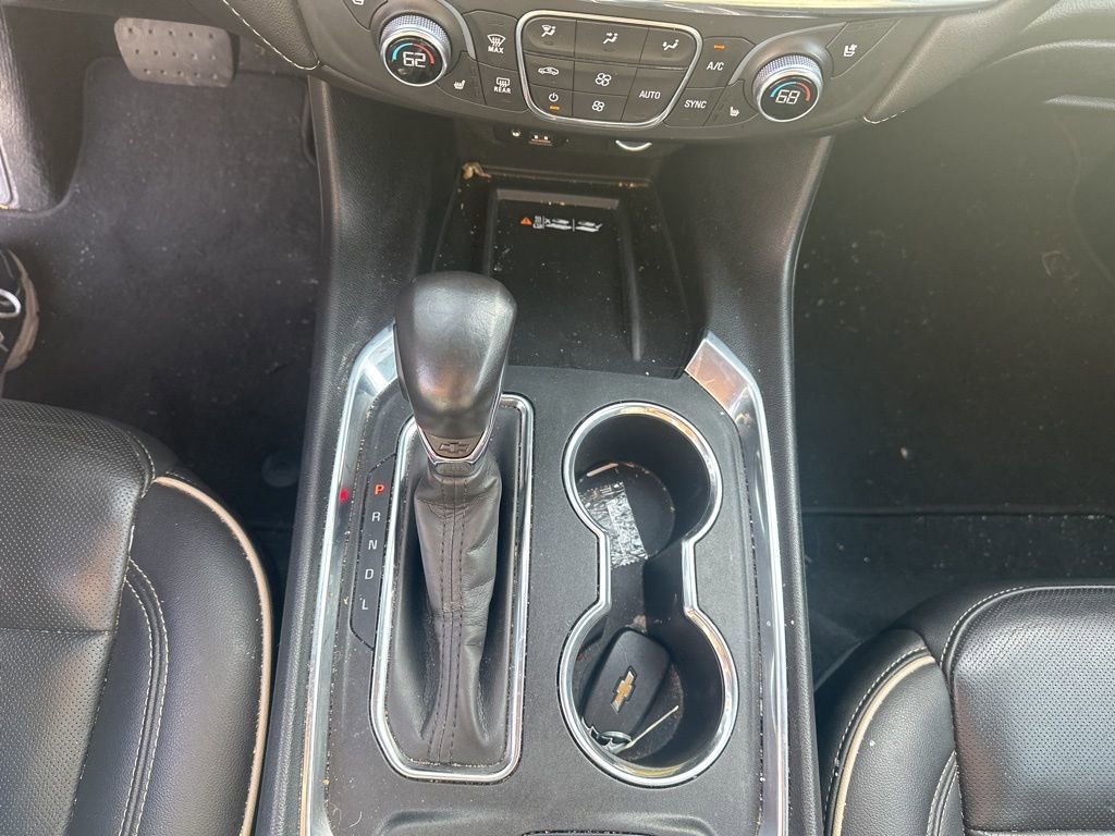 Used 2022 Chevrolet Traverse Premier w/ LPO, Cargo Package image 22