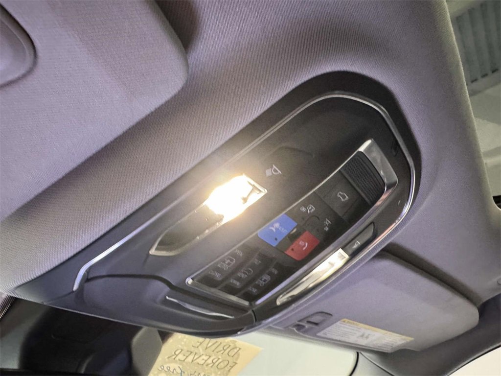 Used 2022 Jeep Grand Cherokee L Limited image 26