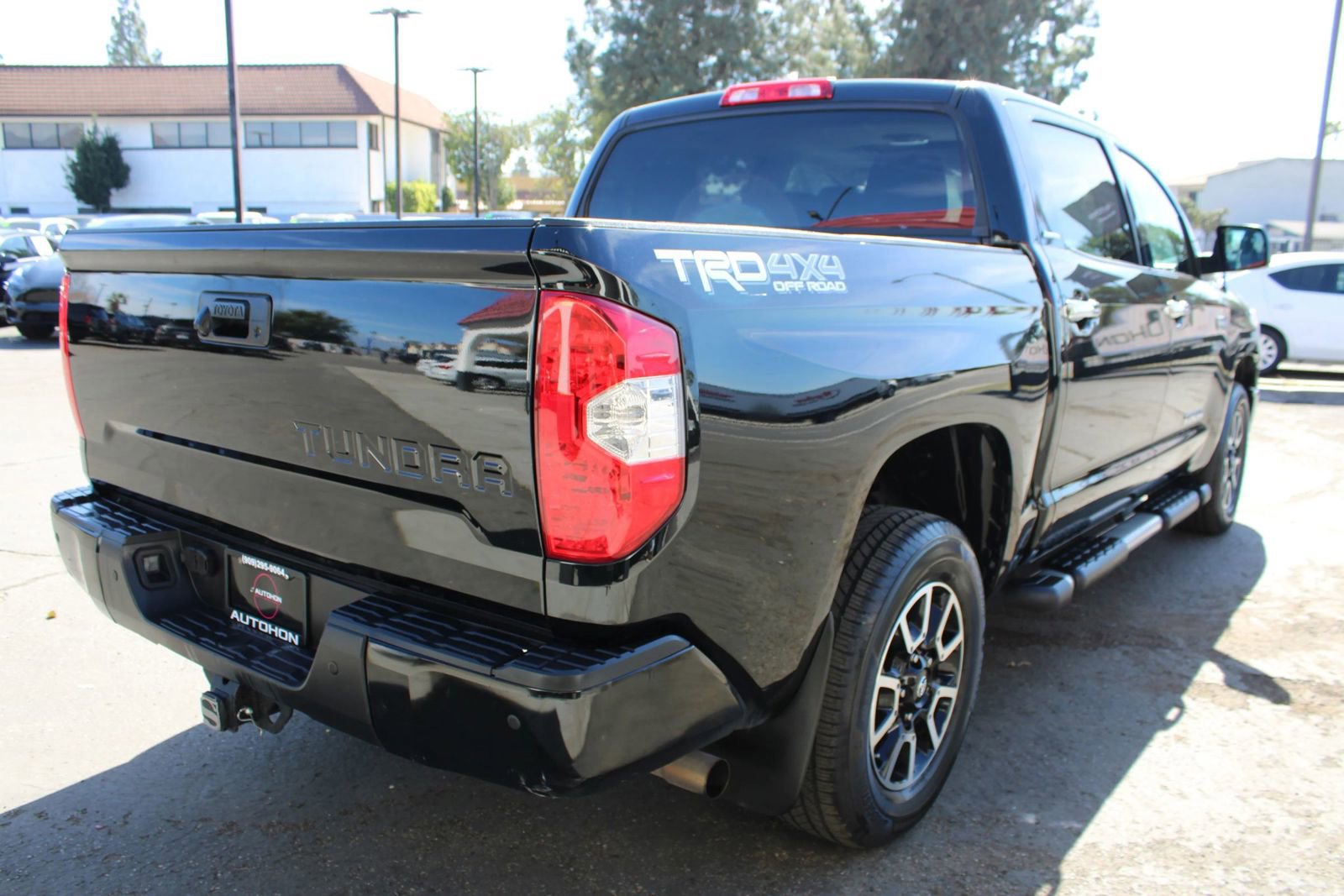 Used 2016 Toyota Tundra Limited w/ Limited Premium Package image 7