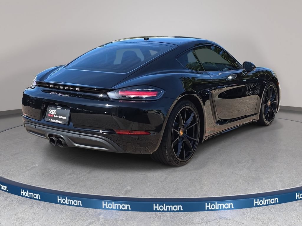 Used 2019 Porsche 718 Cayman RWD image 6