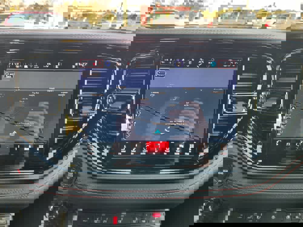 Used 2024 Dodge Durango GT image 29