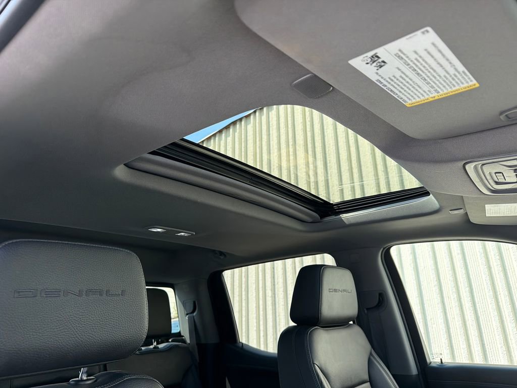 Used 2022 GMC Sierra 1500 Denali w/ Denali Premium Package image 14