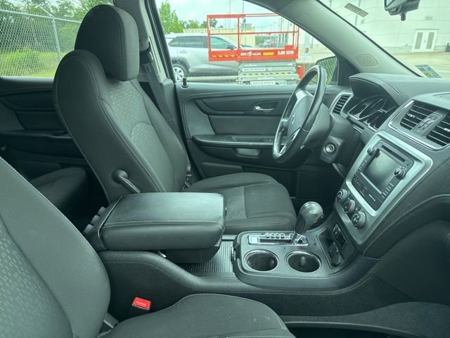 Used 2015 GMC Acadia SLE FWD image 2