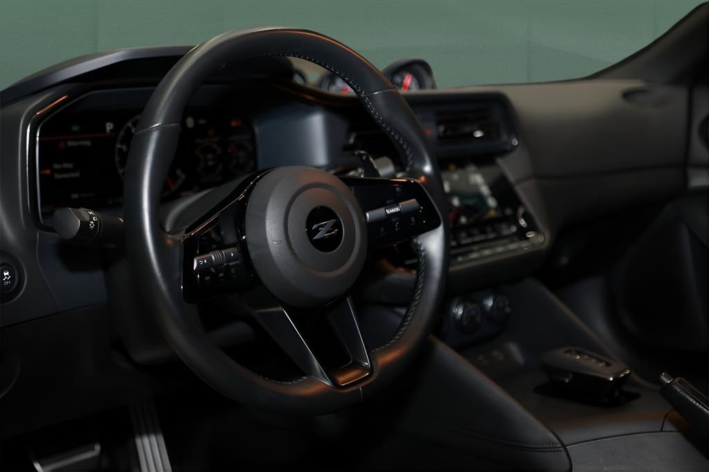 Used 2024 Nissan Z Performance w/ Floor Mat Package image 12