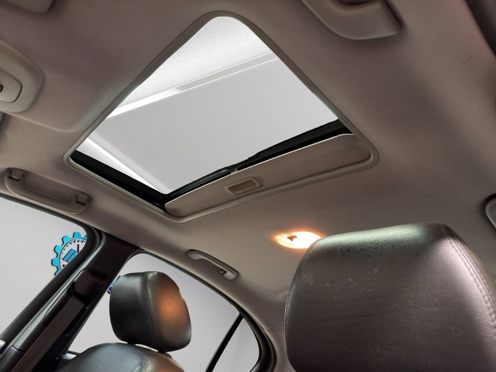 Used 2004 Jaguar X-TYPE 3.0 image 15