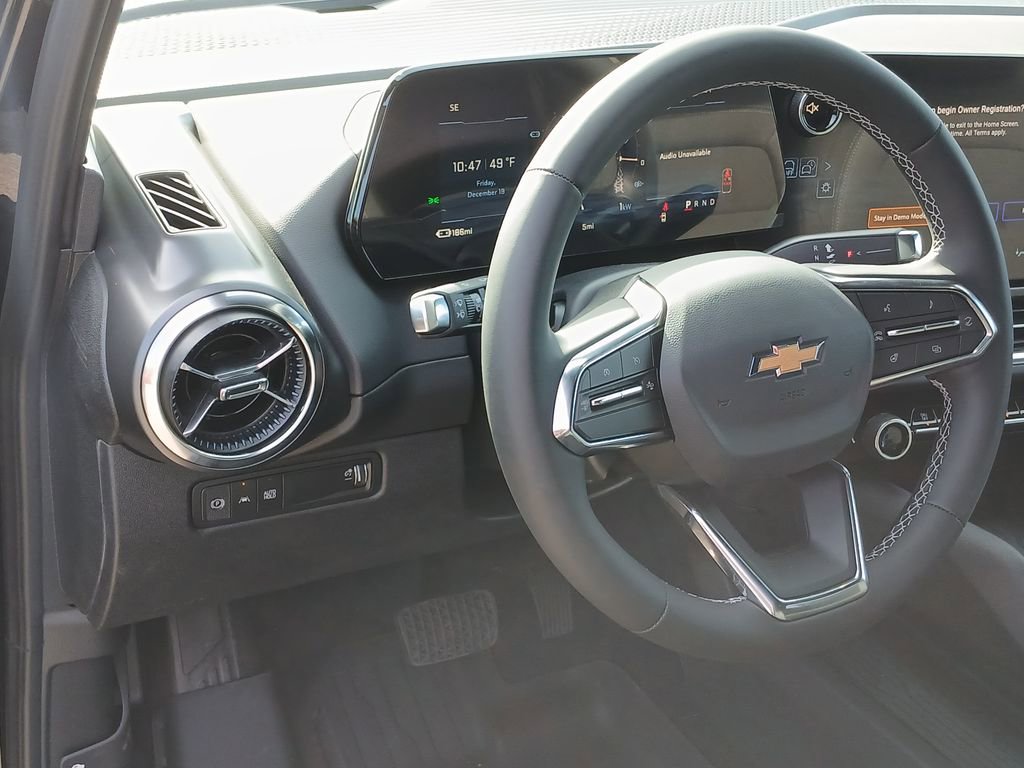 New 2026 Chevrolet Equinox EV LT image 18