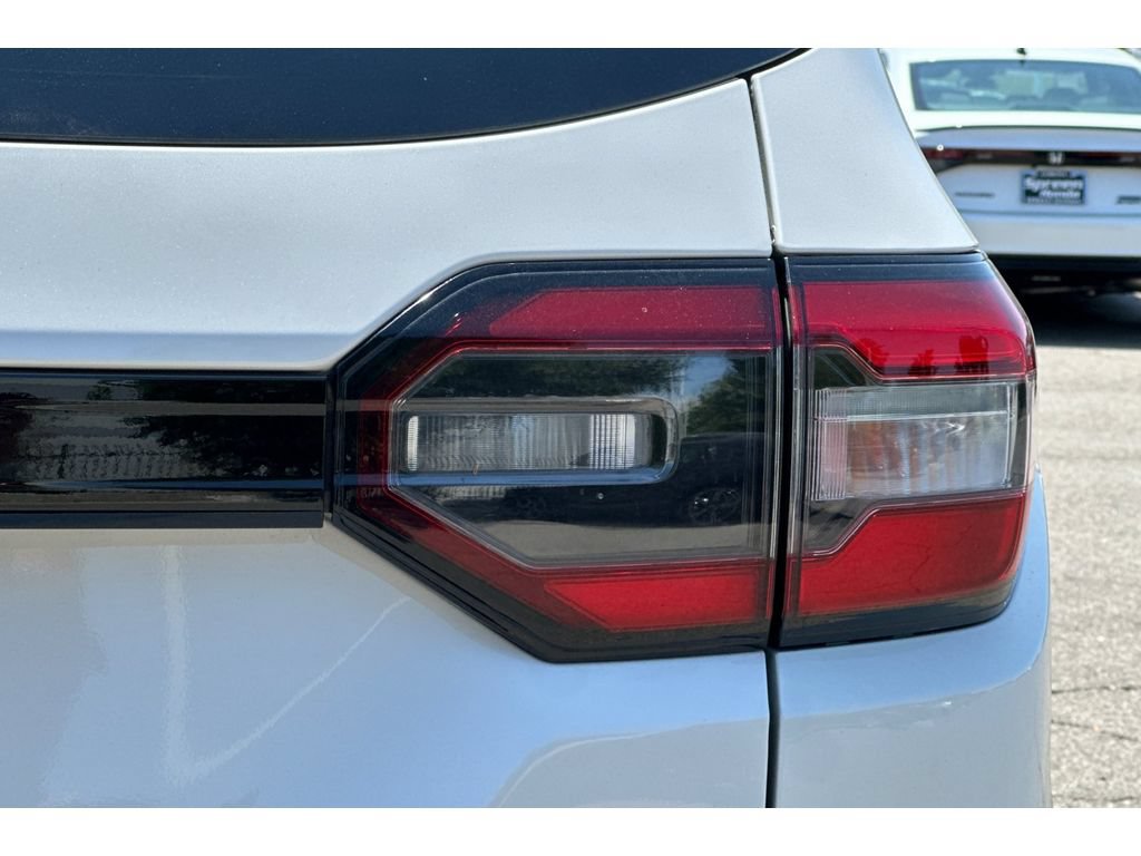 Certified 2025 Honda Pilot Touring image 54