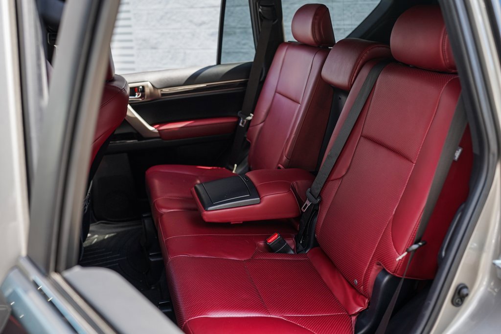 Used 2020 Lexus GX 460 Luxury image 23