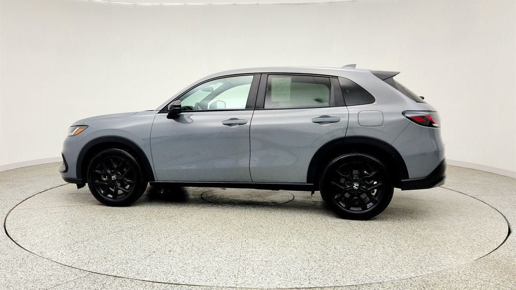 Used 2024 Honda HR-V Sport image 8
