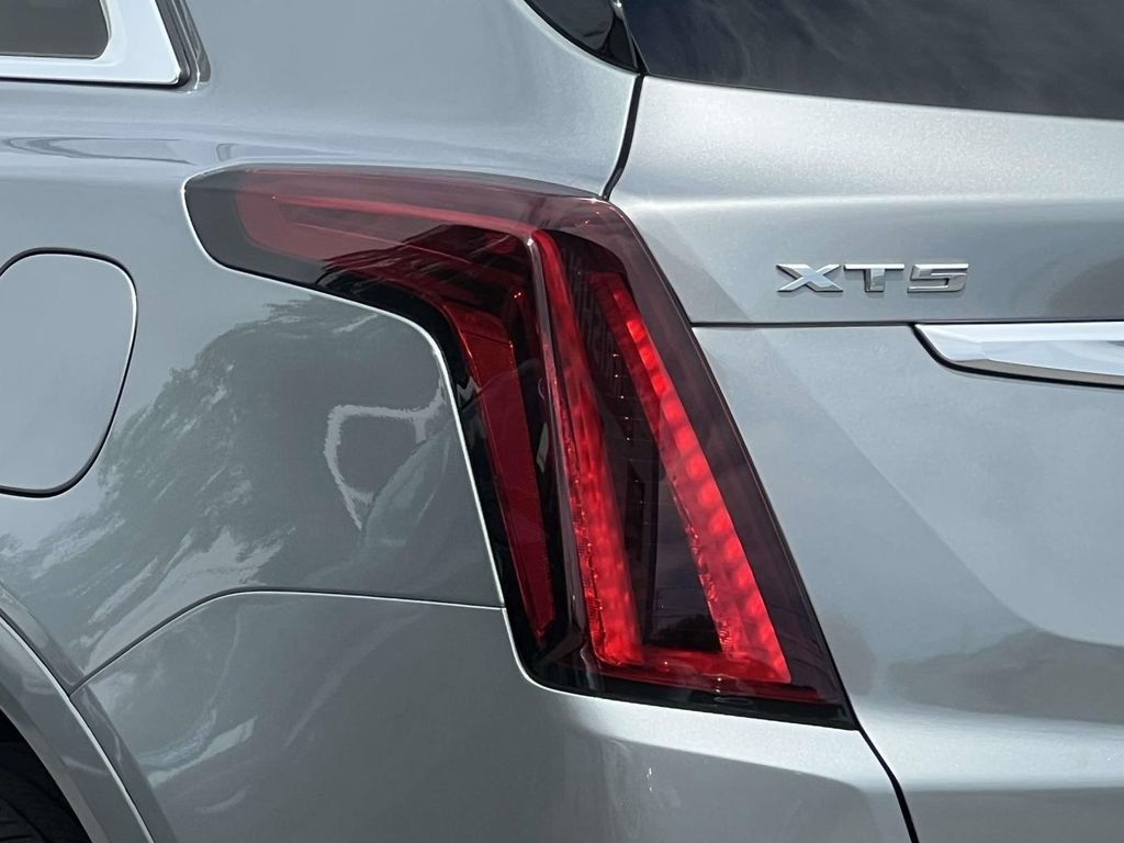 Used 2023 Cadillac XT5 Luxury AWD/4WD image 10