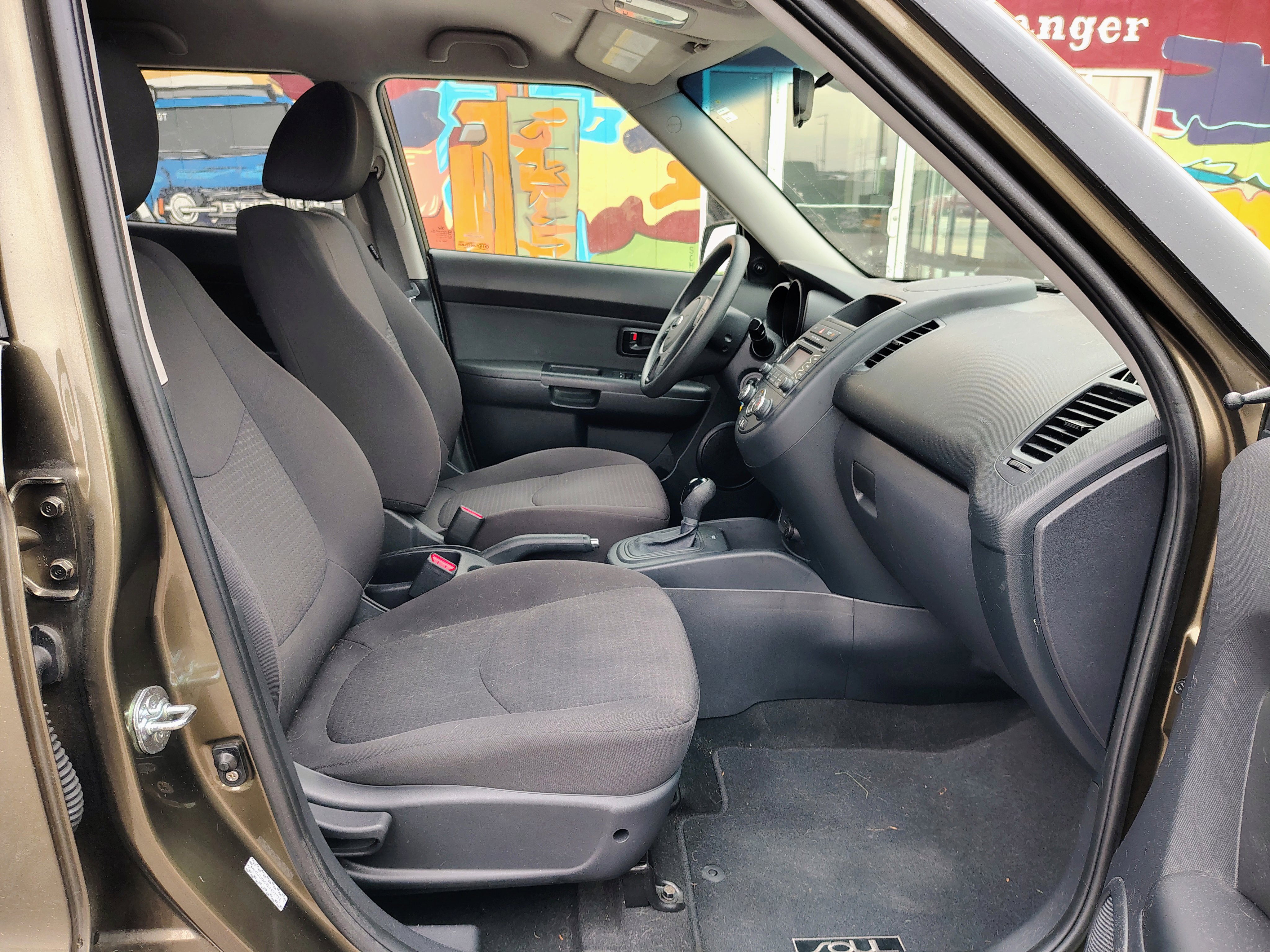 Used 2013 Kia Soul FWD image 14