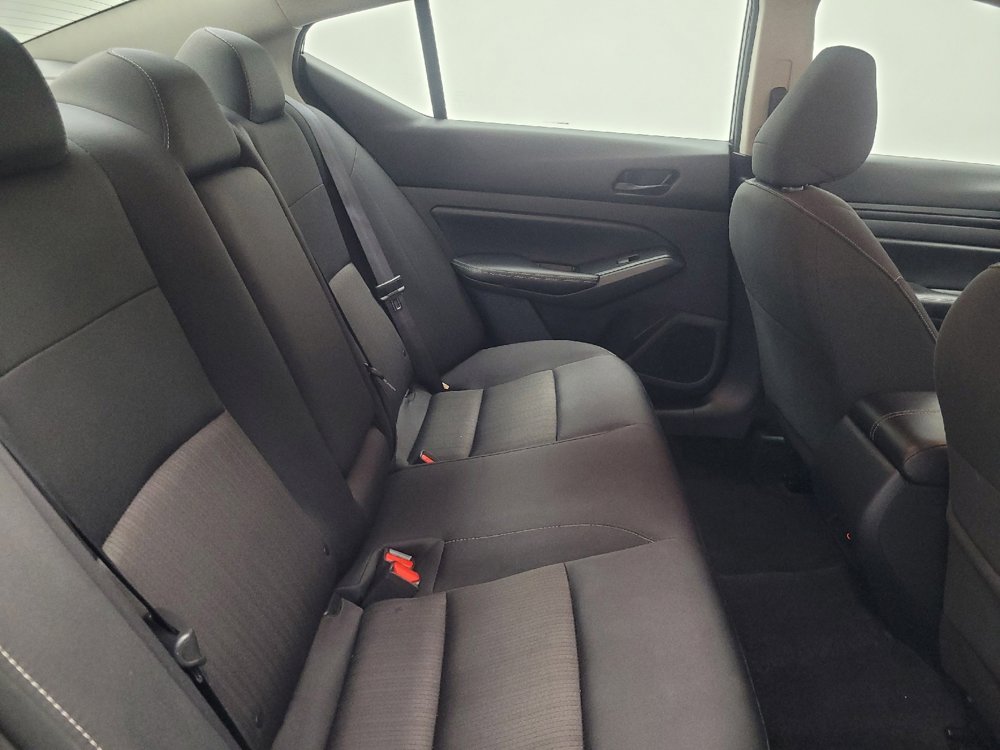 Used 2024 Nissan Altima 2.5 SV image 19