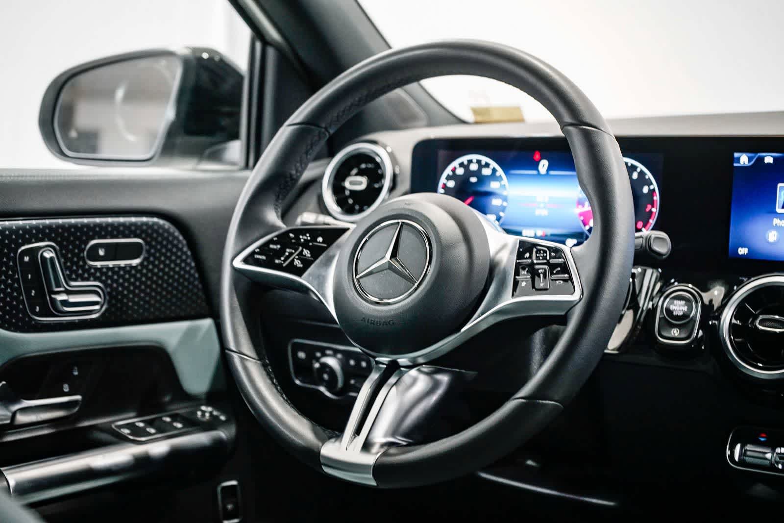 Used 2026 Mercedes-Benz GLA 250 image 14