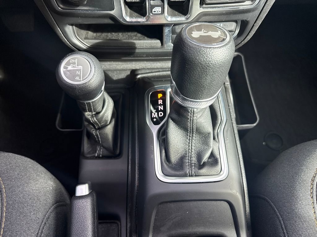 Used 2024 Jeep Wrangler Sahara image 22