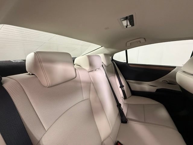Used 2025 Lexus ES 350 w/ Premium Package FWD image 31