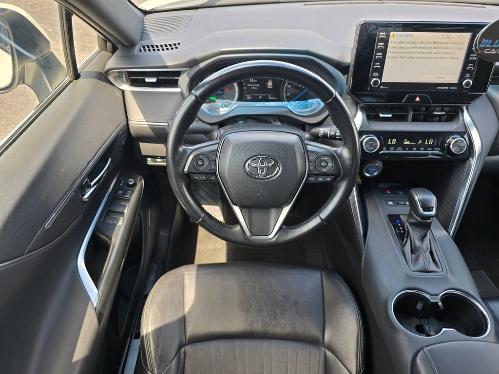 Certified 2021 Toyota Venza XLE w/ Carpet Mat Package (TMS) AWD/4WD image 24