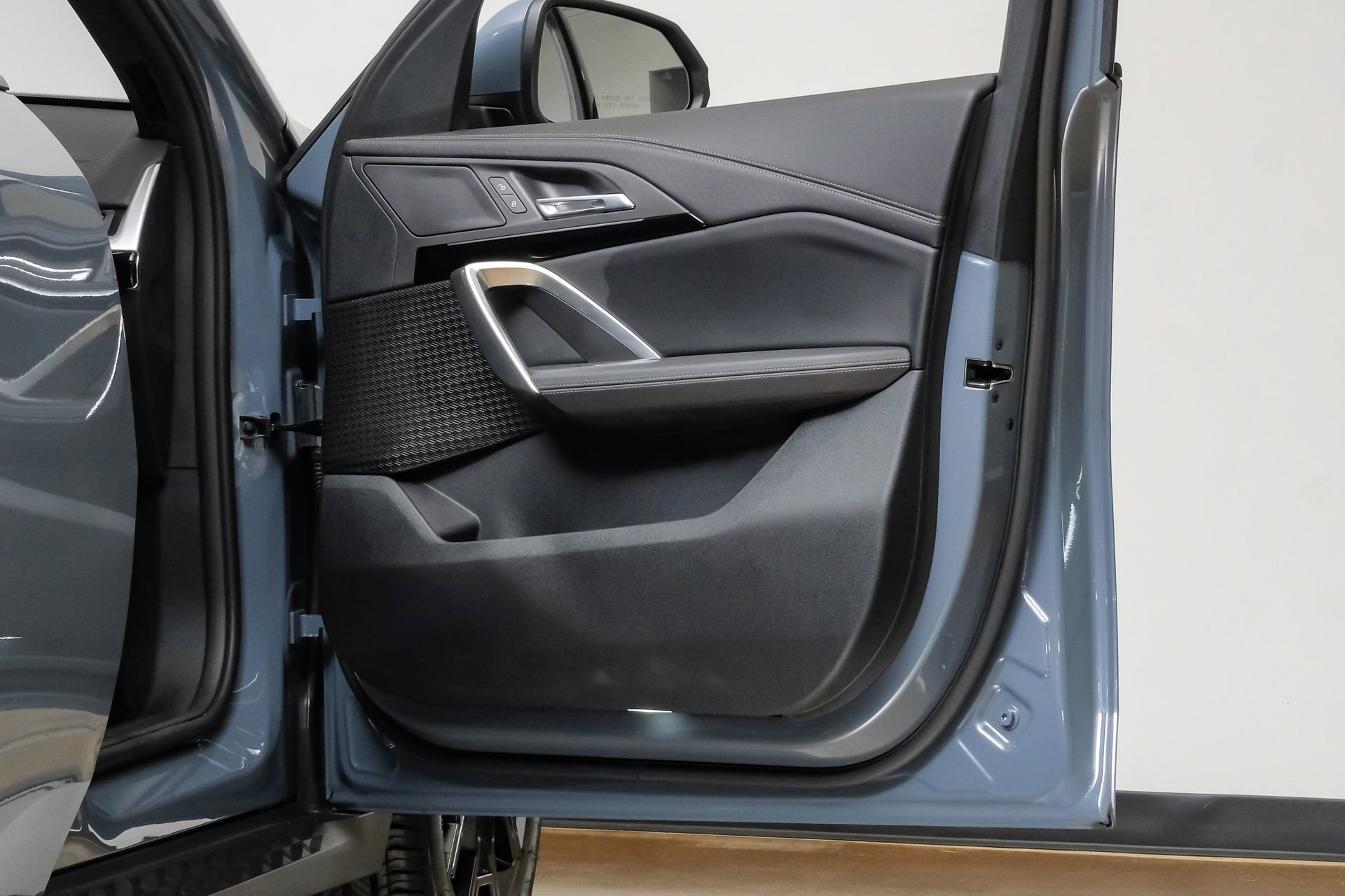 Used 2025 BMW X2 xDrive28i image 47