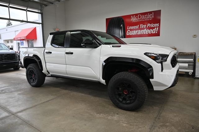 New 2026 Toyota Tacoma TRD Pro AWD/4WD image 4