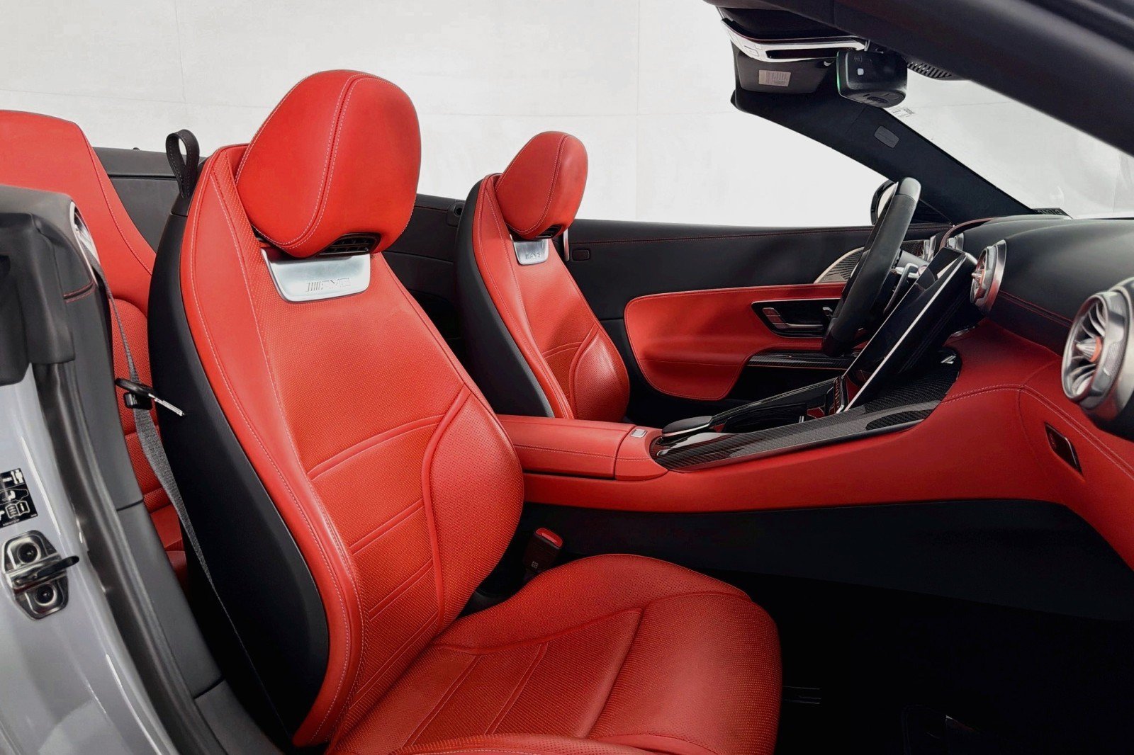 Certified 2022 Mercedes-Benz SL 63 AMG 4MATIC image 9