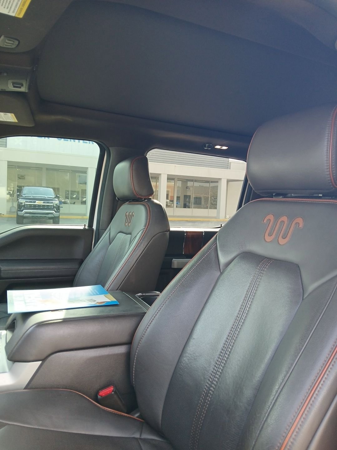 Used 2017 Ford F150 King Ranch w/ Equipment Group 601A Luxury AWD/4WD image 8
