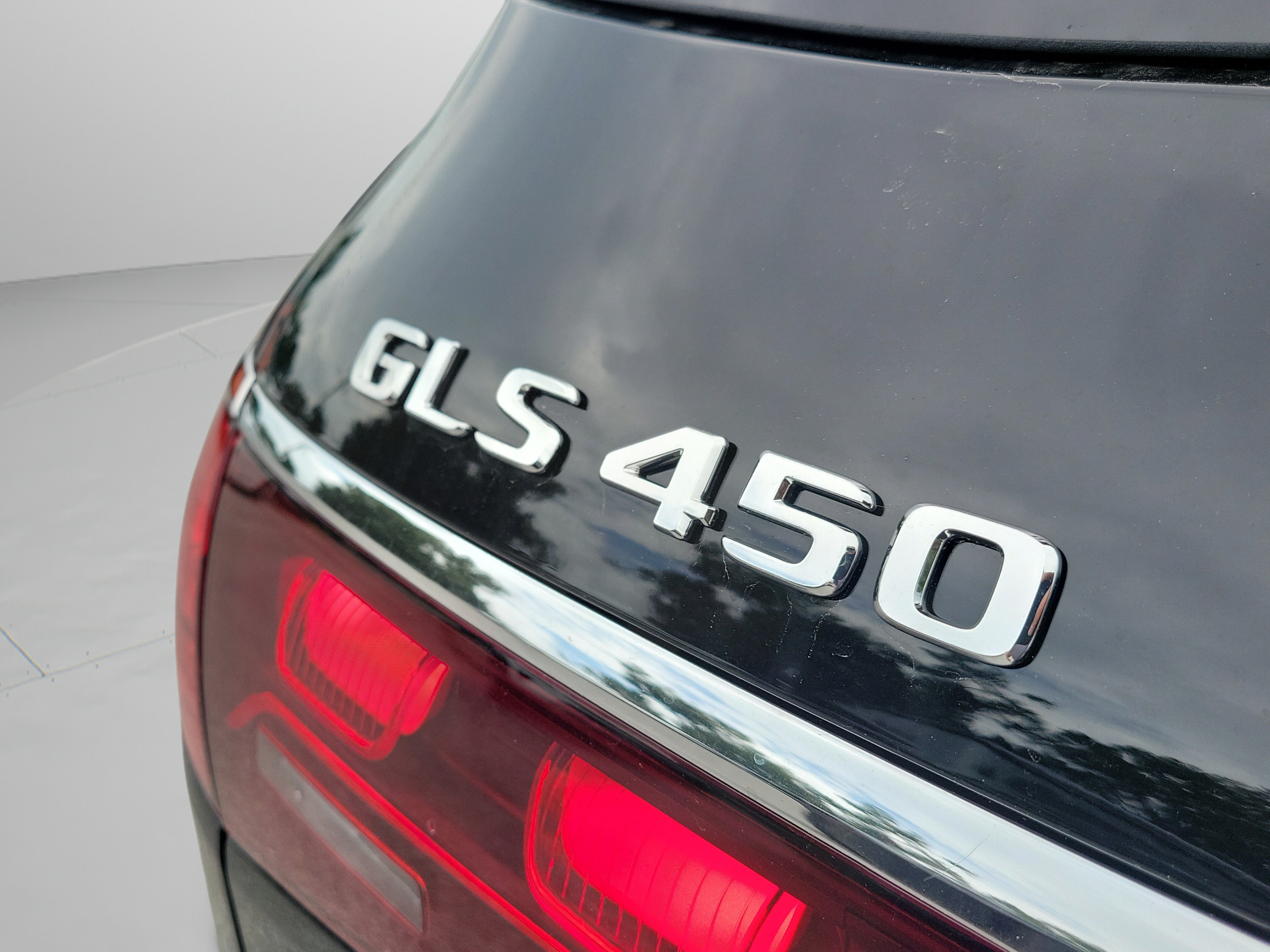 New 2026 Mercedes-Benz GLS 450 4MATIC image 32
