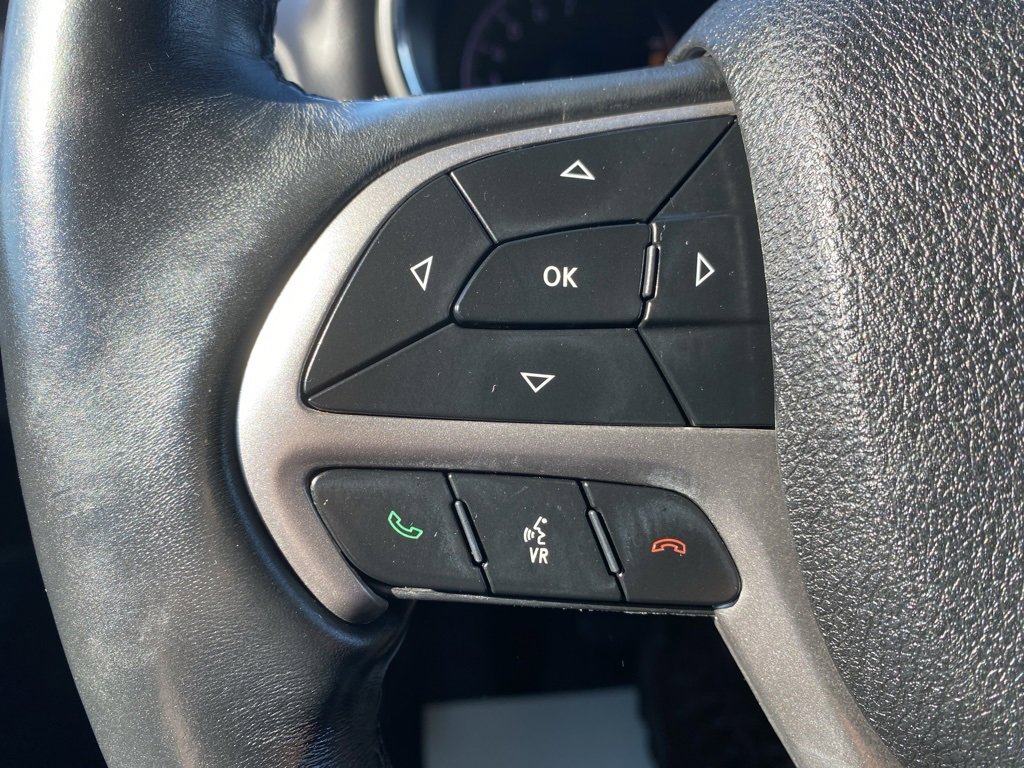 Used 2018 Jeep Grand Cherokee Altitude image 25