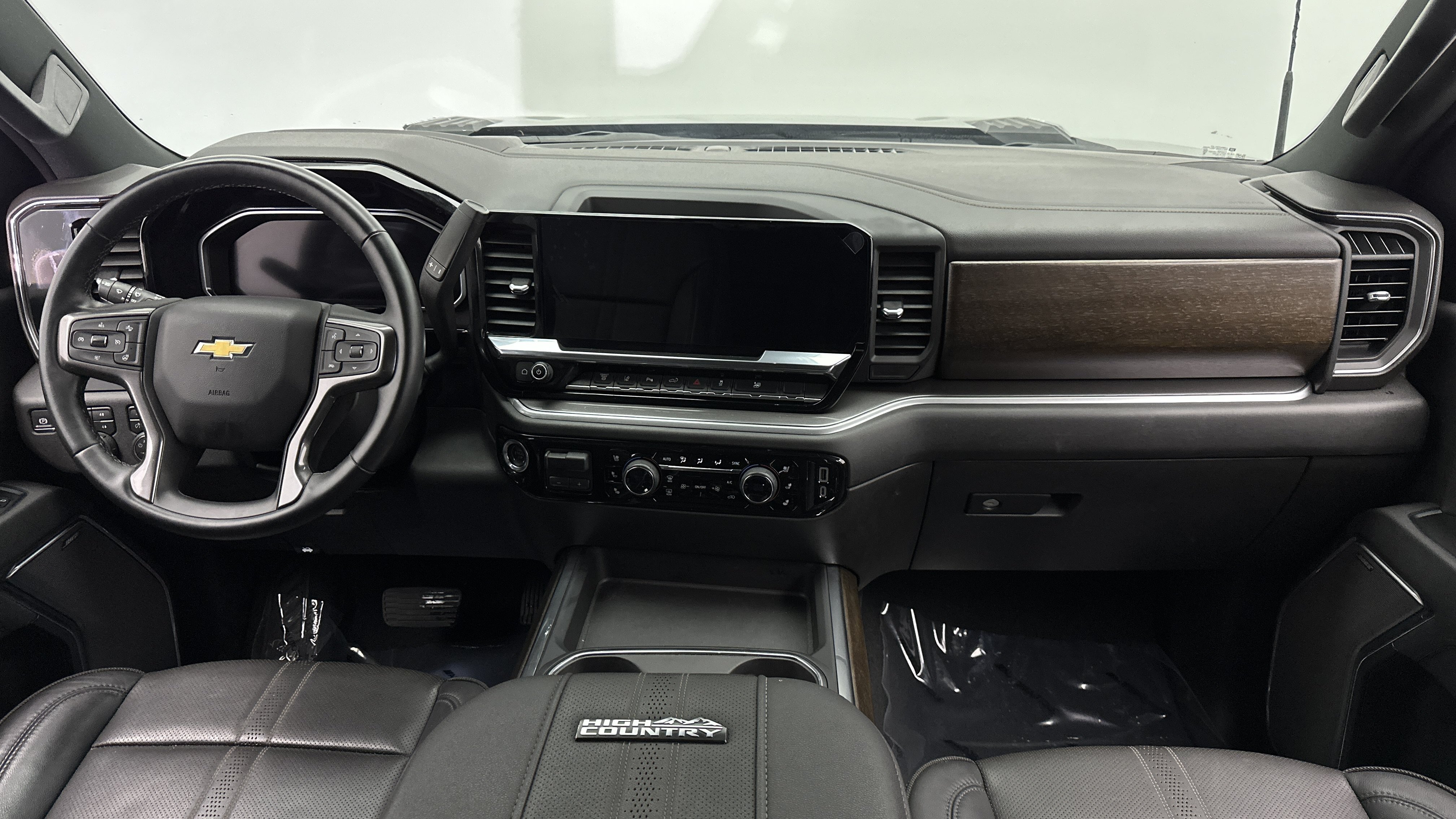 Used 2026 Chevrolet Silverado 3500 High Country AWD/4WD image 34