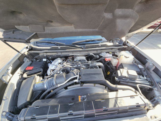 Used 2024 Chevrolet Silverado 2500 ZR2 w/ Technology Package image 13