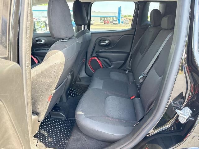 Used 2017 Jeep Renegade Trailhawk AWD/4WD image 24