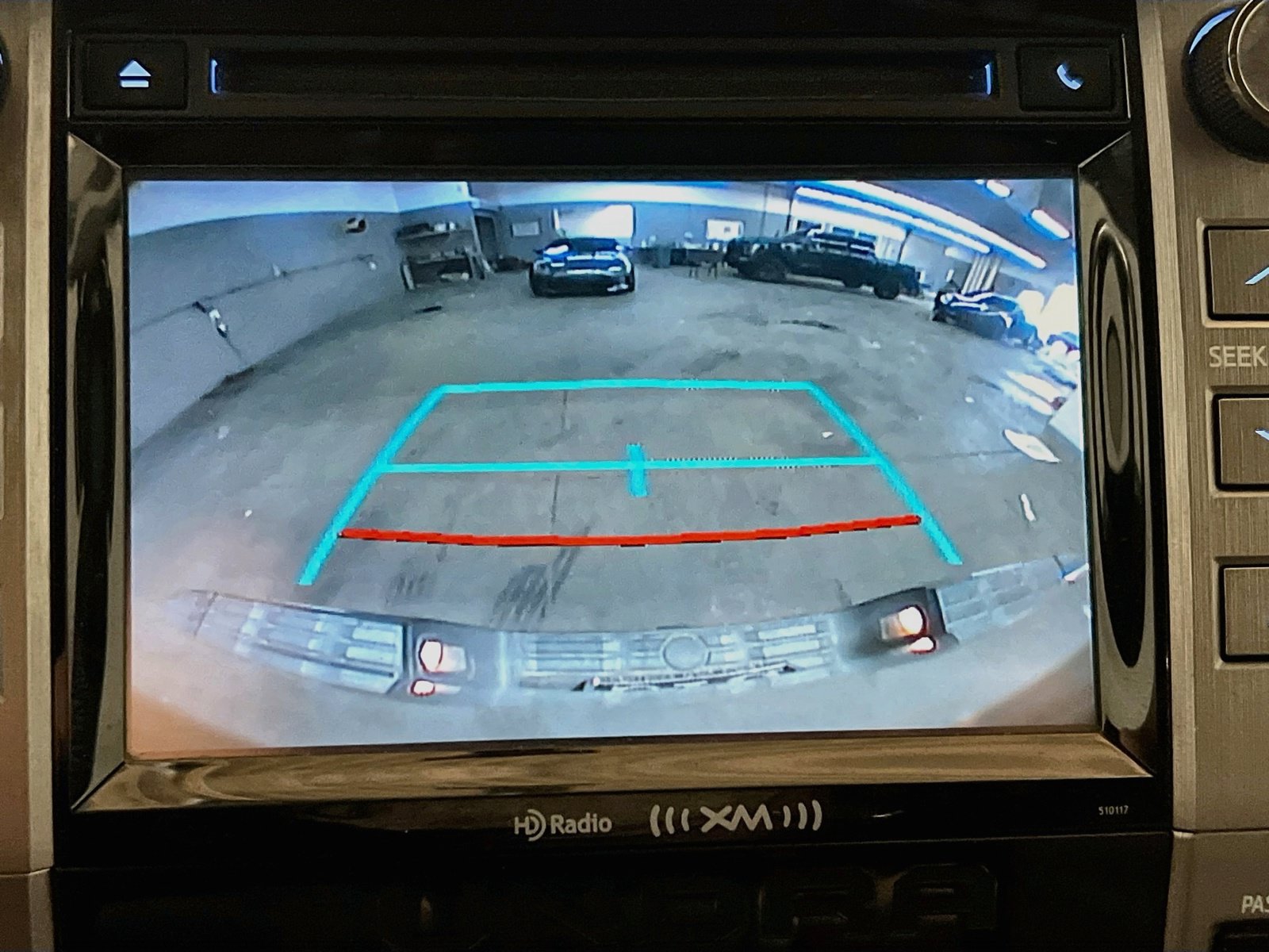 Used 2016 Toyota Tundra SR5 w/ SR5 Upgrade Package RWD image 9