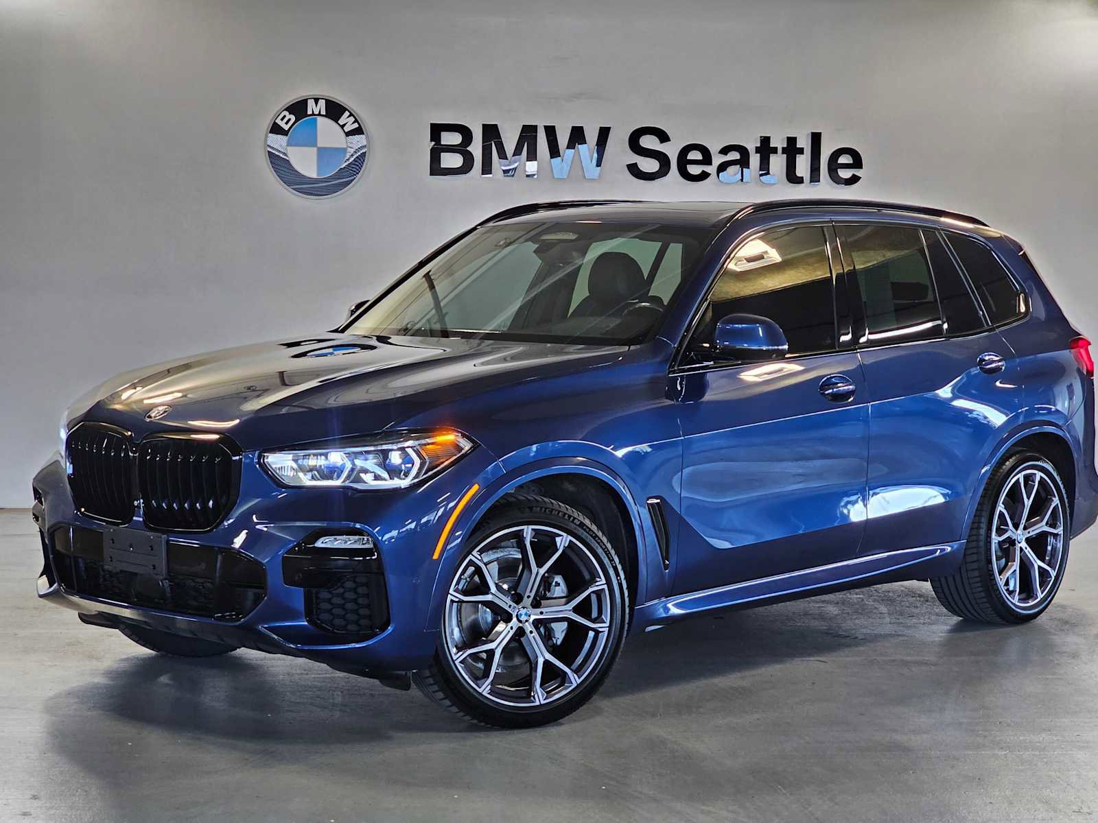 Used 2019 BMW X5 xDrive40i w/ M Sport Package