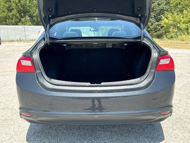 Used 2016 Chevrolet Malibu LT FWD image 22