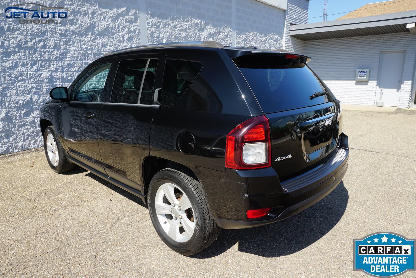 Used 2015 Jeep Compass Latitude AWD/4WD image 7
