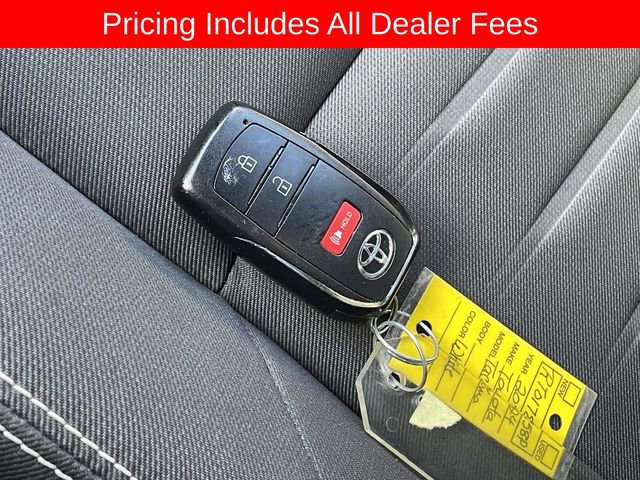 Used 2024 Toyota Tacoma TRD Off-Road AWD/4WD image 33