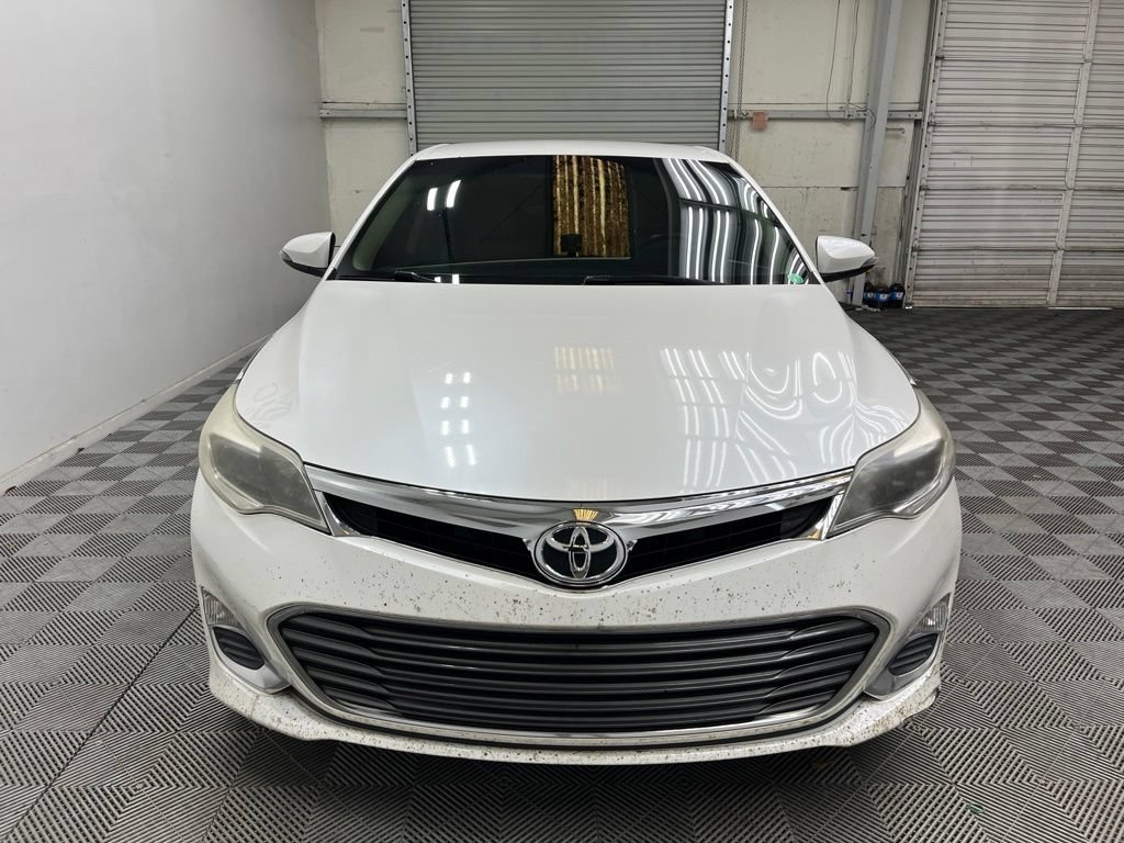 Used 2015 Toyota Avalon XLE FWD image 9
