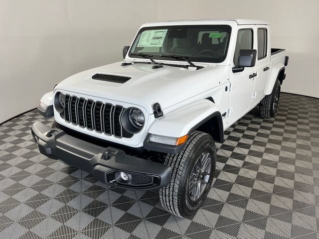 New 2026 Jeep Gladiator Sport AWD/4WD image 2