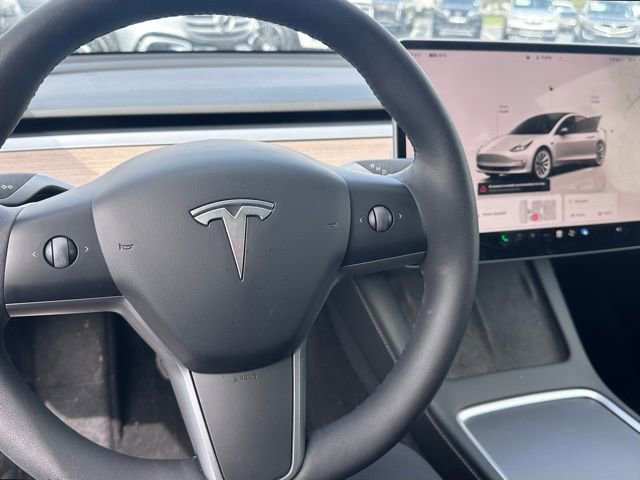 Used 2022 Tesla Model 3 image 11