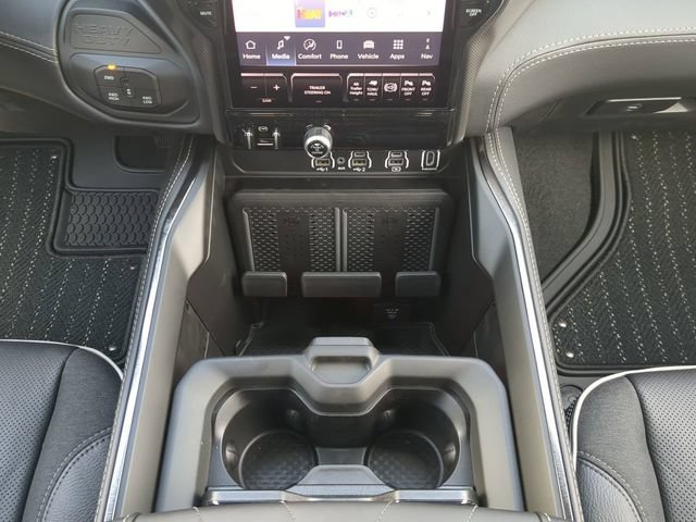 New 2026 RAM 3500 Limited AWD/4WD image 21