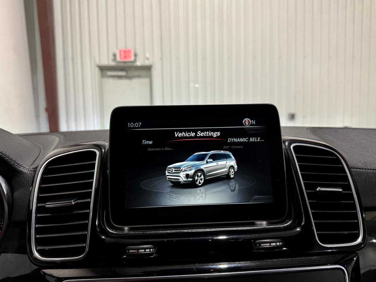 Used 2018 Mercedes-Benz GLS 450 4MATIC image 39