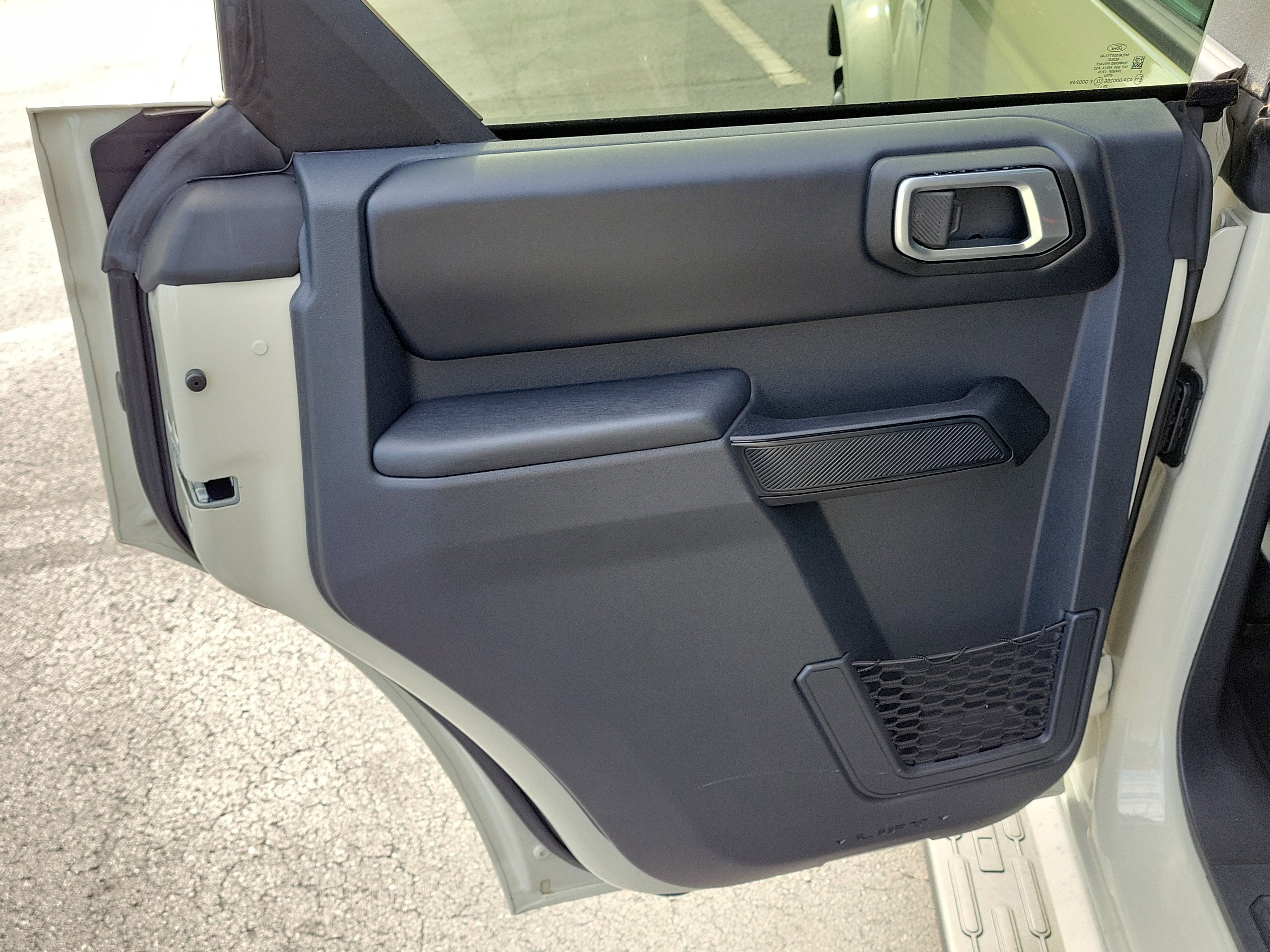 Used 2025 Ford Bronco Outer Banks AWD/4WD image 11
