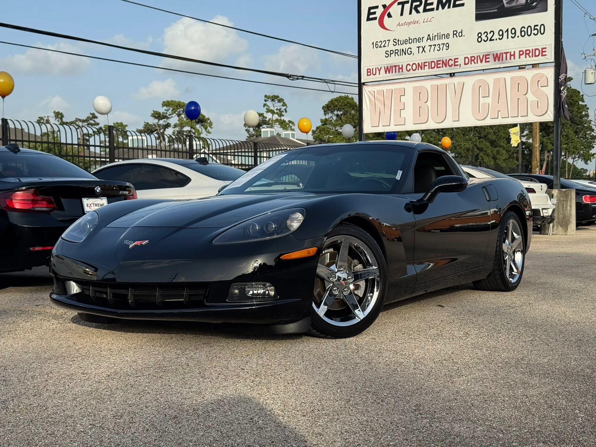 Used 2005 Chevrolet Corvette Coupe w/ Preferred Equipment Group RWD image 1