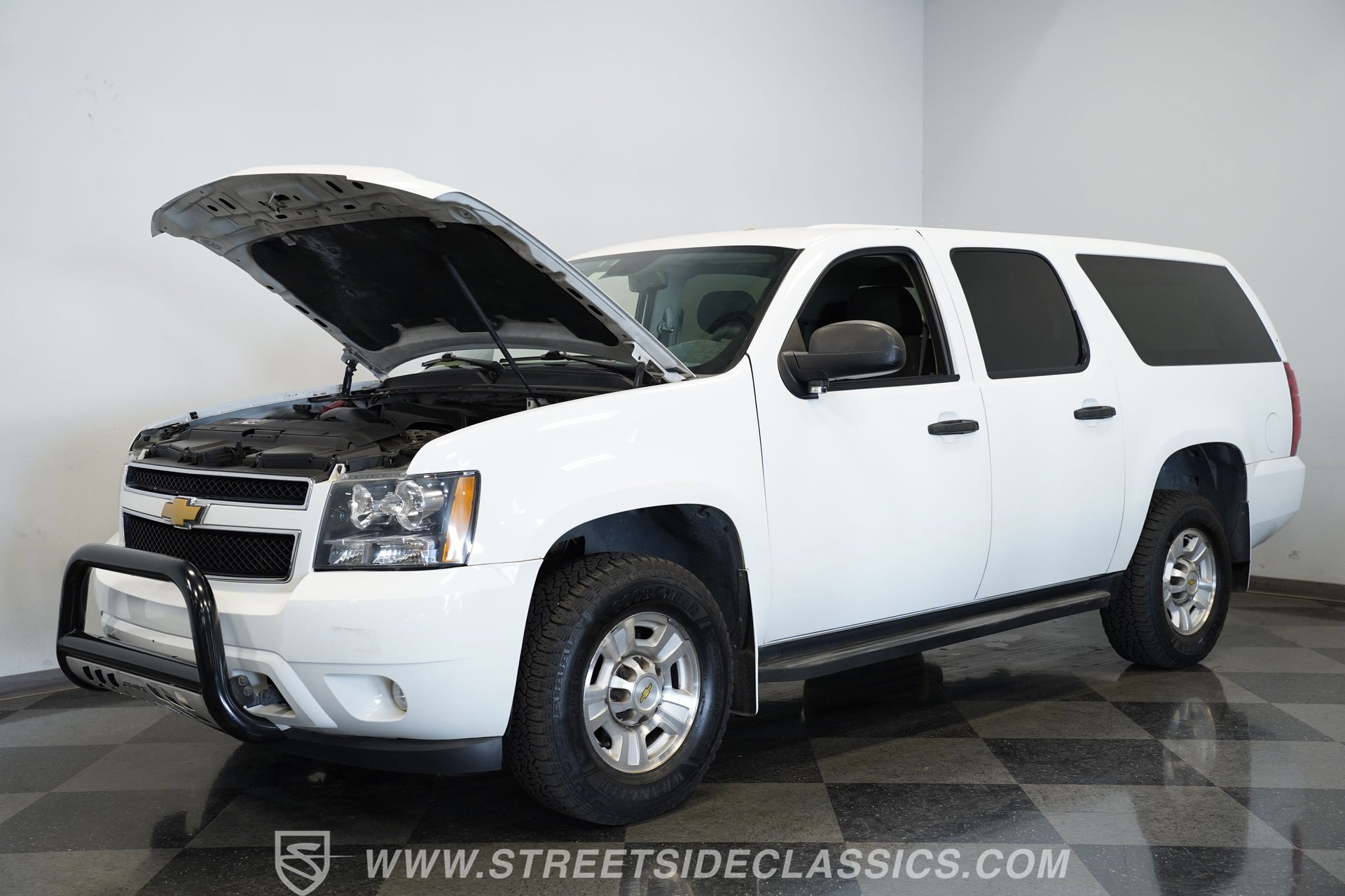 Used 2012 Chevrolet Suburban 2500 w/ Skid Plate Package image 37