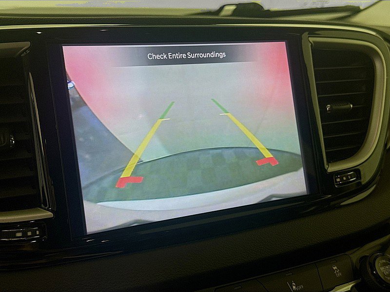 Used 2022 Chrysler Pacifica Touring-L FWD image 15