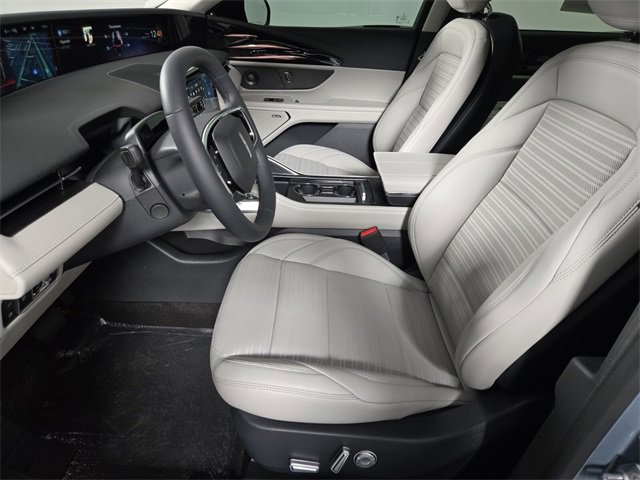 New 2026 Lincoln Nautilus Reserve w/ Jet Appearance Package image 13