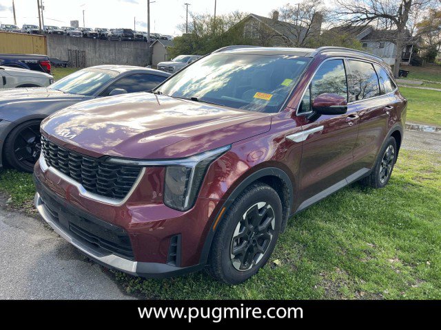 Used 2025 Kia Sorento S w/ Panoramic Sunroof Package image 3