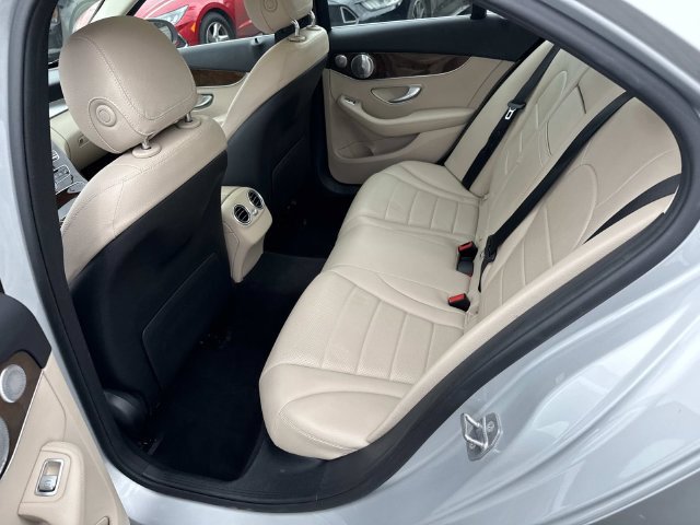 Used 2018 Mercedes-Benz C 300 4MATIC Sedan image 17