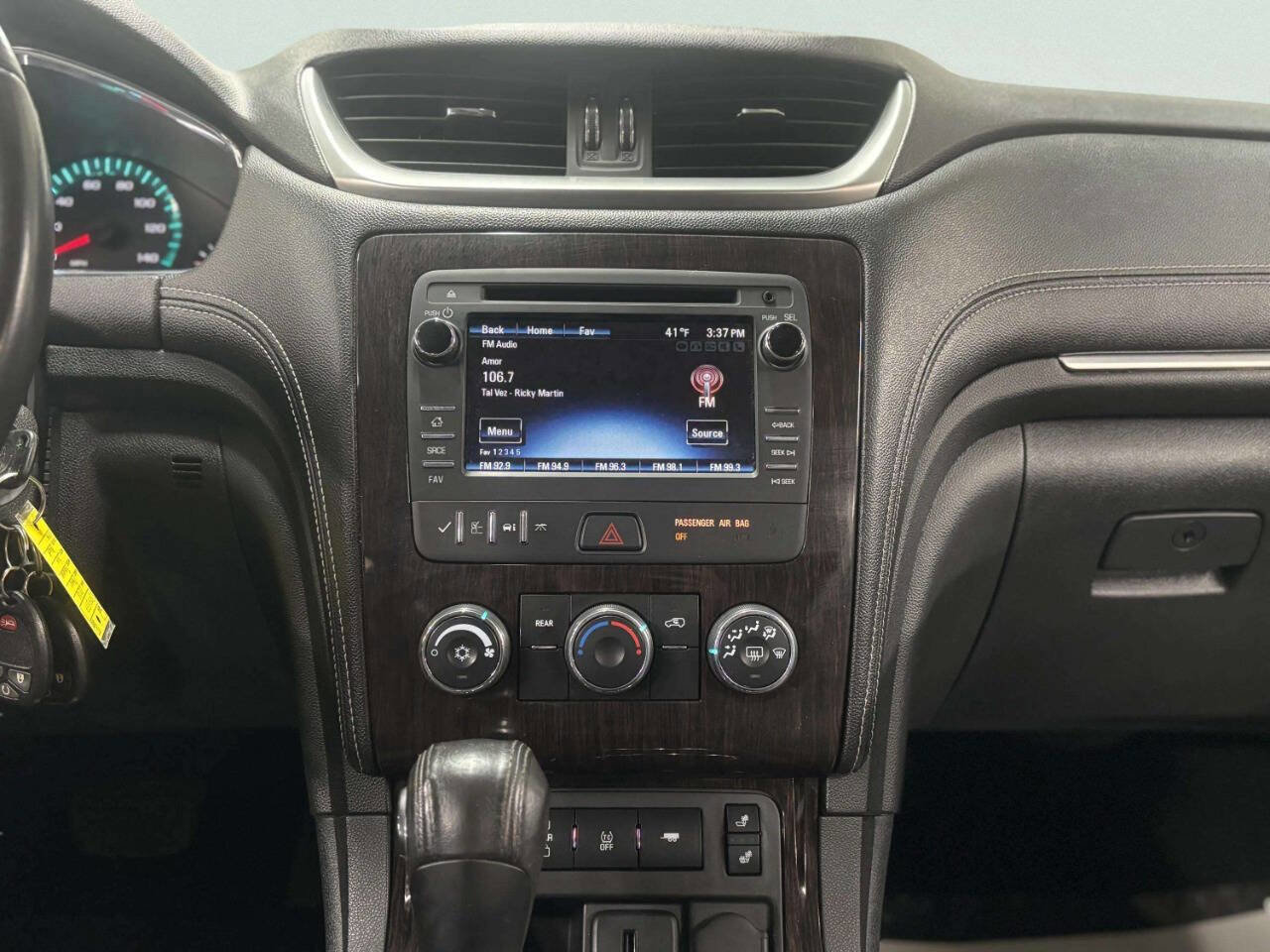 Used 2016 Chevrolet Traverse LT image 25